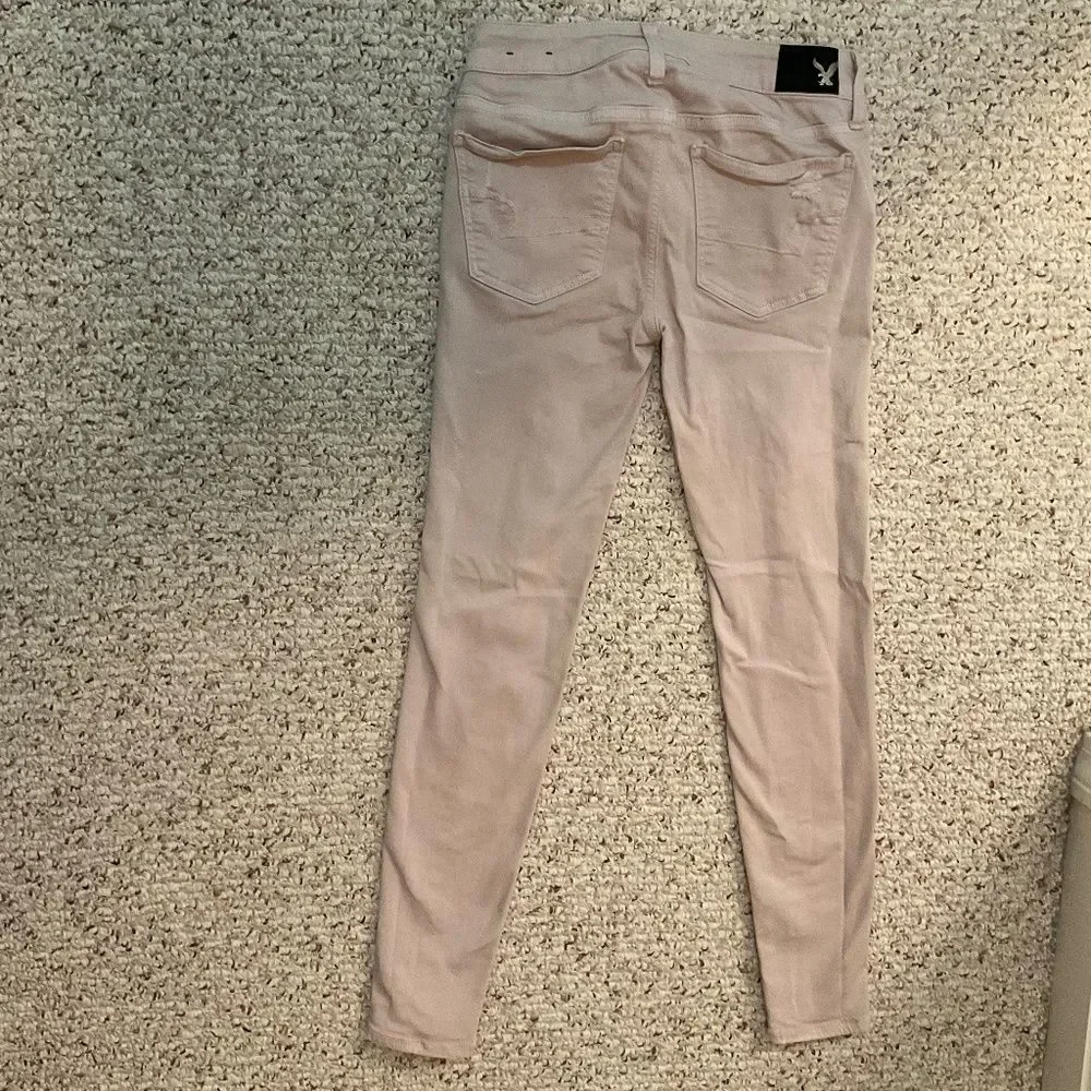 American Eagle Super Stretch Distressed Skinny Jeans Beige/Tan Size 2 regular